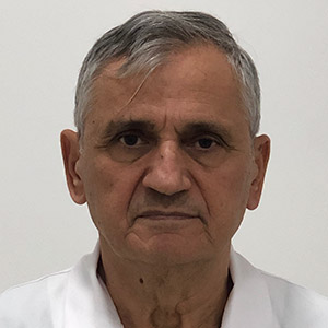 Dr Dušan Babić